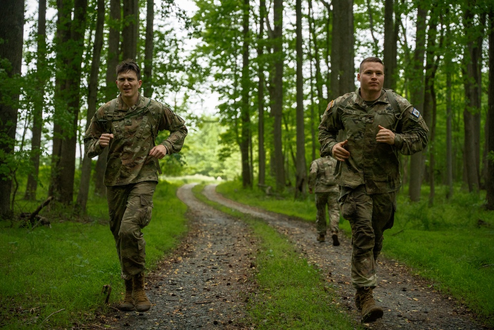 Sgt. Castro and Spc. Hall run during Region 2 Best Warrior Competition Valor Run