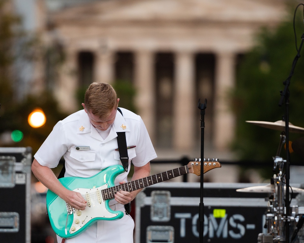 Navy Band Cruisers at Navy Memorial