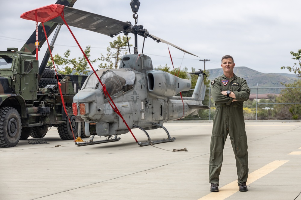AH-1W Super Cobra transported to local aviation museum