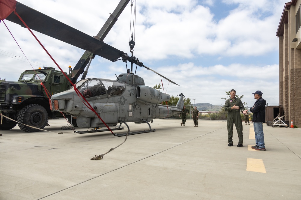 AH-1W Super Cobra transported to local aviation museum