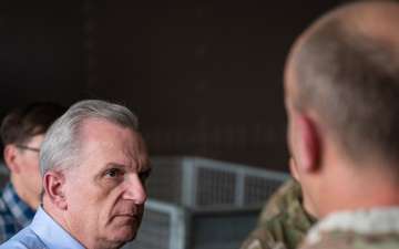 Deputy Assistant Secretary of Defense Meets with RAF Mildenhall Leadership