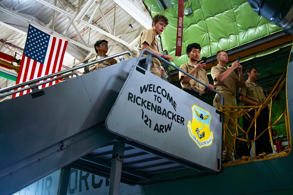 Scarlet Oaks Navy JROTC visits the 121 ARW