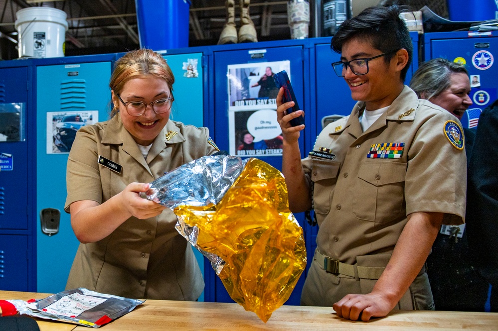 Scarlet Oaks Navy JROTC visits the 121 ARW