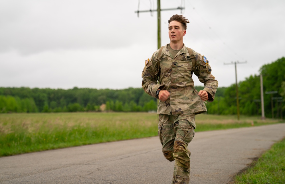 Virginia Army National Guard Soldier completes Valor Run during 2024 Region II Best Warrior Competition