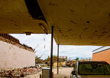 Oklahoma National Guard Soldiers assist in Sulphur tornado recovery