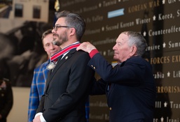 Reservist awarded Citizen Honors Service Award for autism non-profit