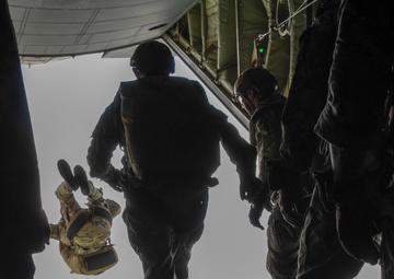 20th SFG and 143AW perform large cargo drop
