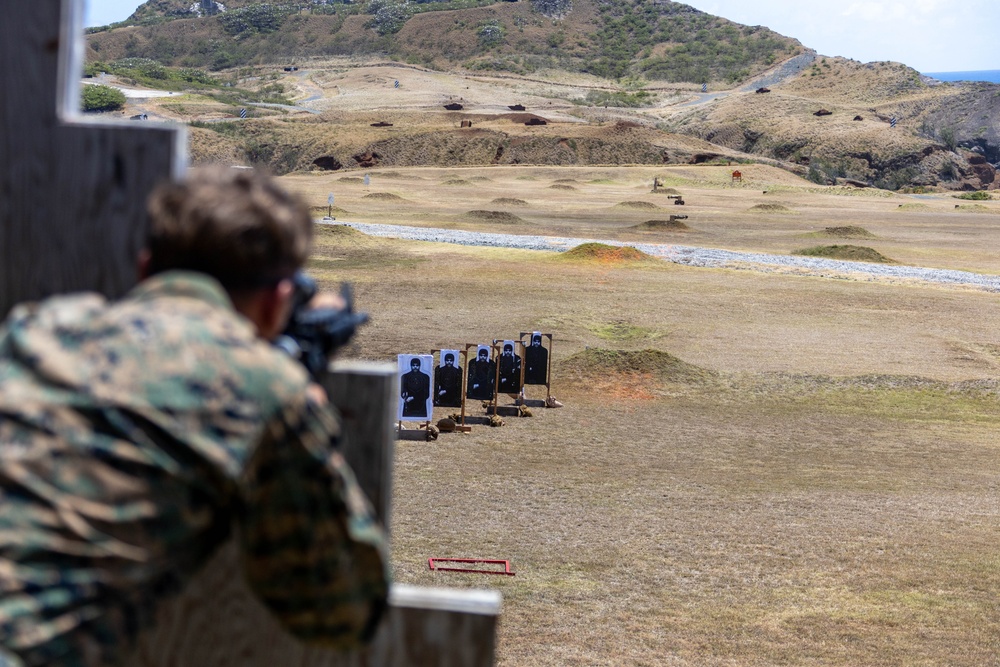 Competition-In-Arms: Marines Compete in Quarterly Intramural Shooting Competition