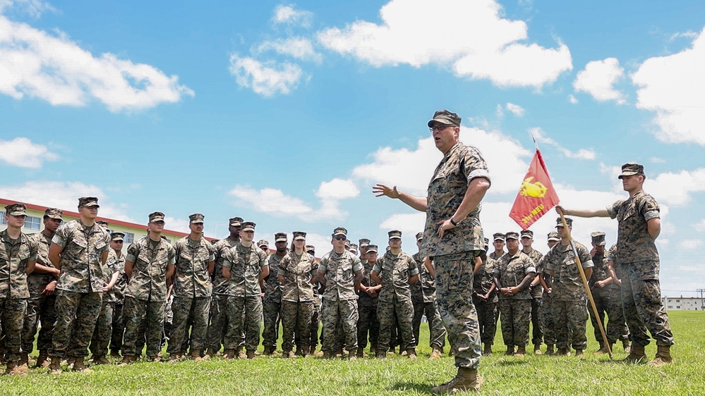 31st MEU Commanding Officer holds final formation