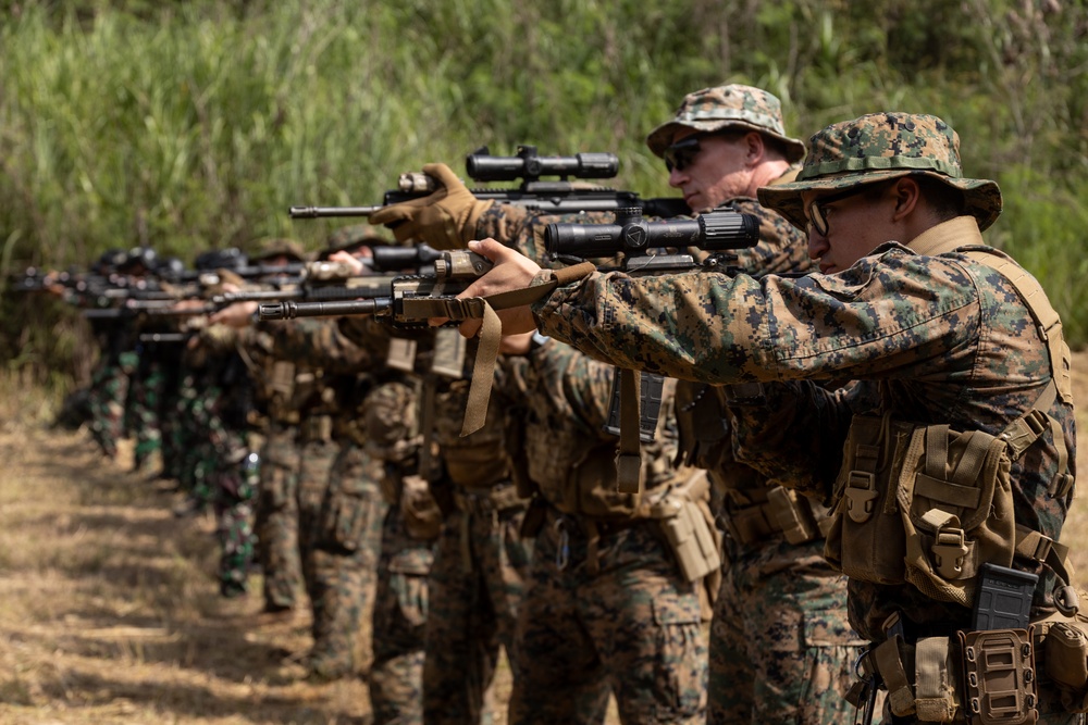 Indonesian Korps Marinir, 1st Recon Bn. Marines conduct live-fire range