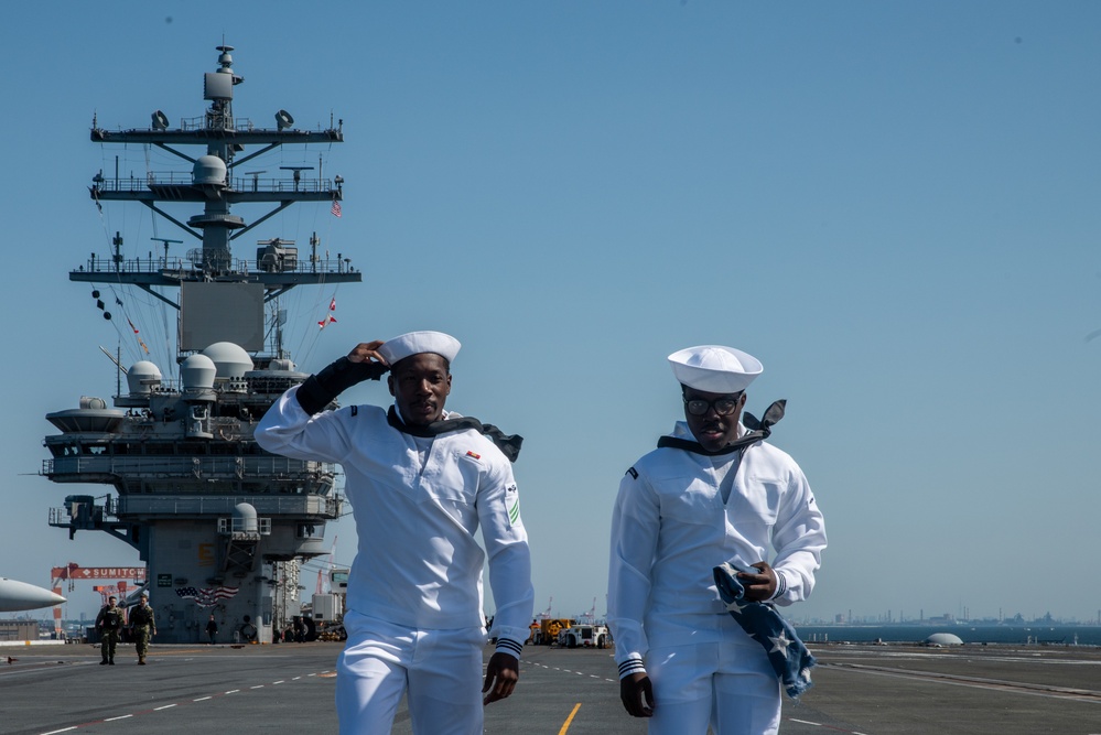 USS Ronald Reagan (CVN 76) returns to Yokosuka, Japan