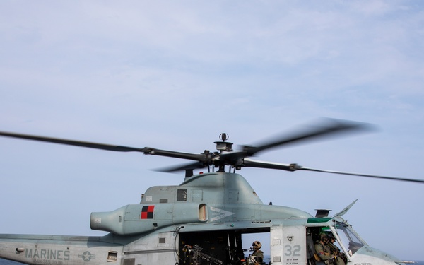 WSP ARG-24th MEU Conducts VBSS