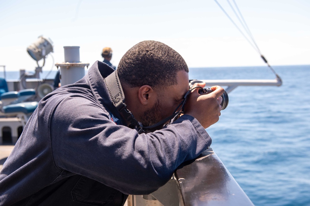 USS BLUE RIDGE CONDUCTS ROUTINE UNDERWAY OPERATIONS