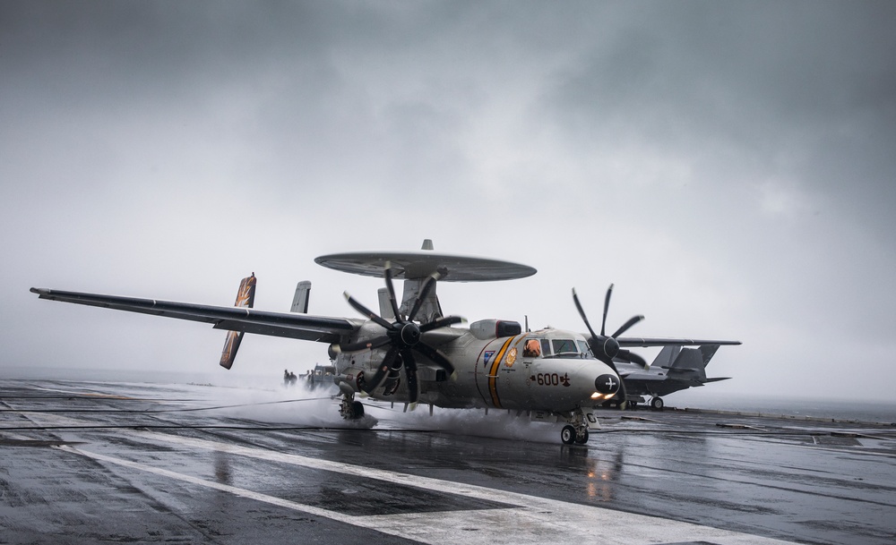 George Washington conducts Rainy Flight Operations