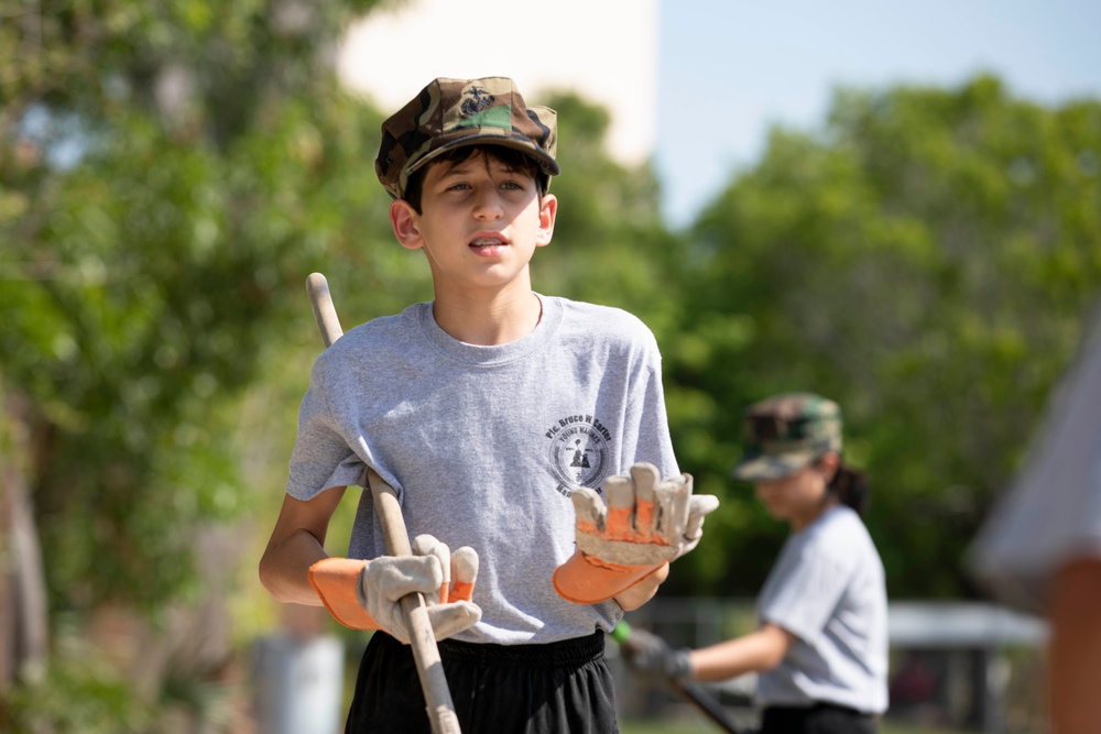 Military Youth Groups Participate in Volunteer Events at the Miami-Dade Military Museum