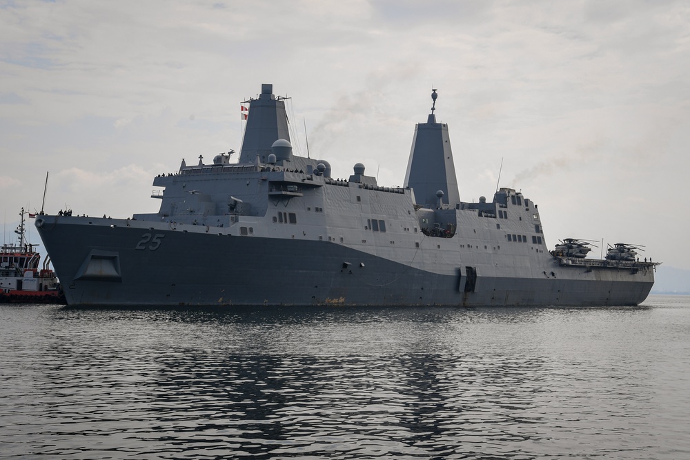 USS Somerset arrives in Bandar Lampung, Indonesia