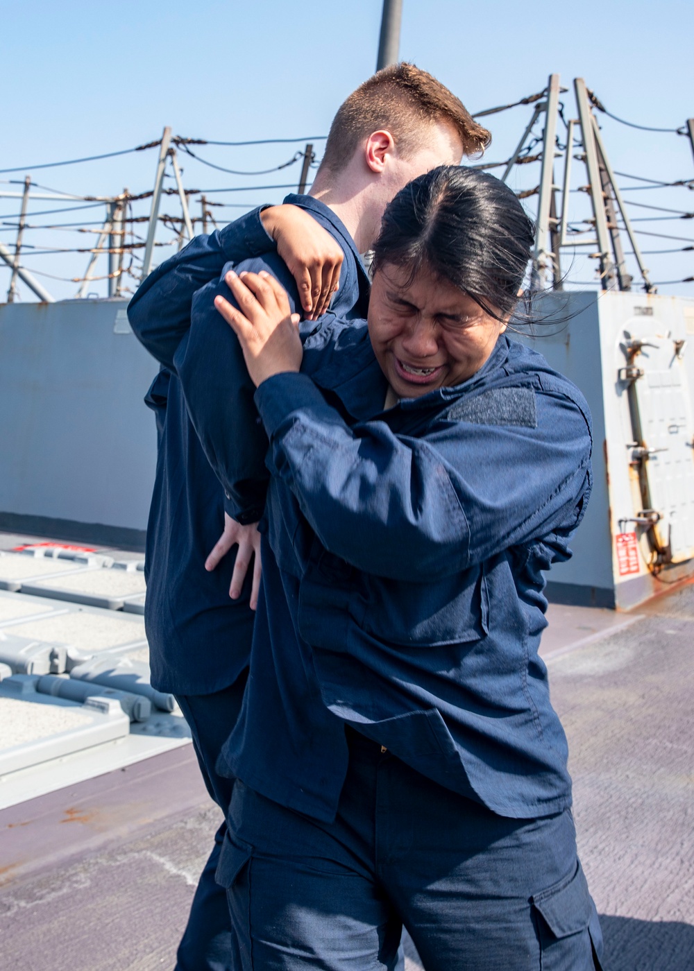 Sailors Conduct SRF-B Course Aboard USS Dewey