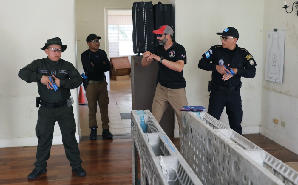 FBI Transnational Organized Crime West Vetted Team conducts room-clearing training with multinational police forces at TRADEWINDS 24