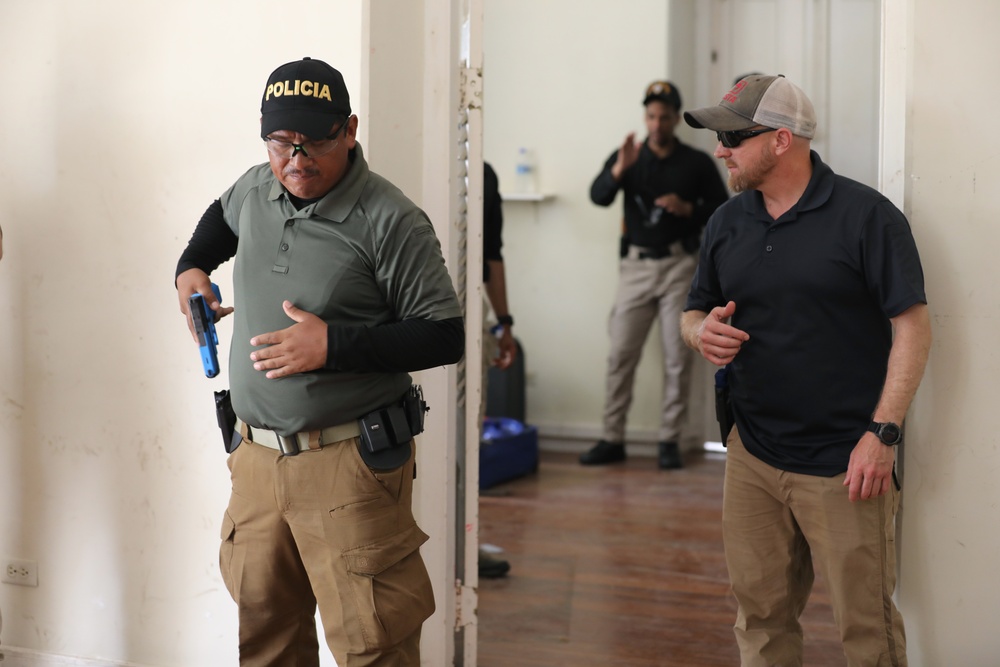 FBI Transnational Organized Crime West Vetted Team conducts room-clearing training with multinational police forces at TRADEWINDS 24