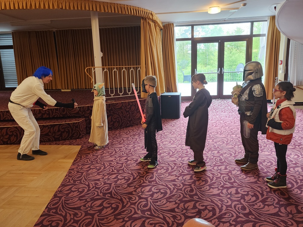 MAY the FOURTH be WITH YOU! USAG Rheinland- Pfalz’s Star Wars celebration draws over 450 fans for 'May the 4th Strongcon' event