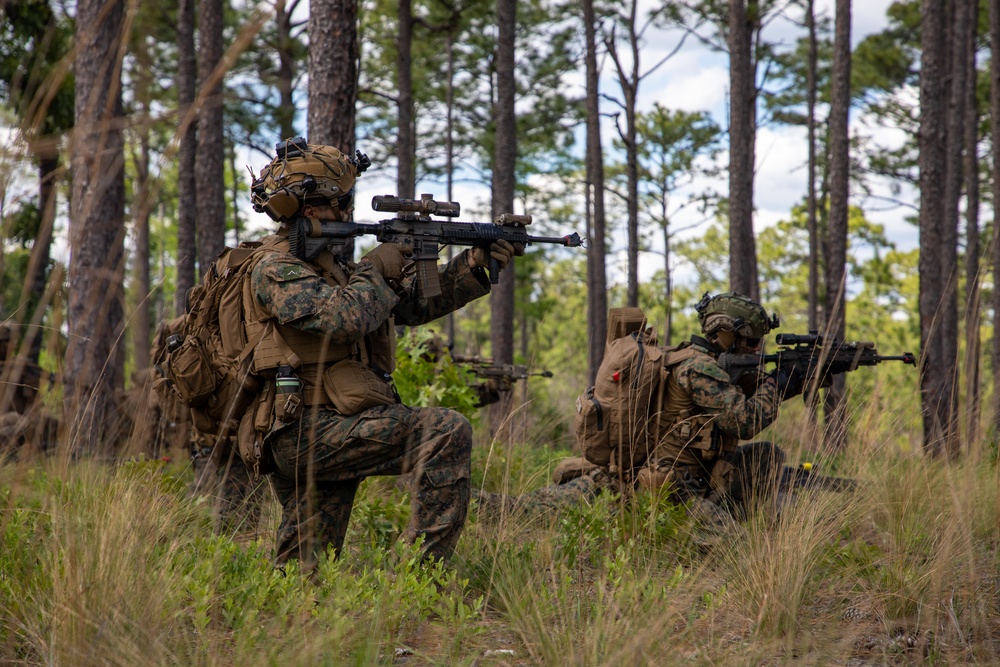 WSP ARG-24th MEU Conducts Amphibious Assault During COMPTUEX