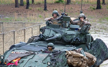 WSP ARG-24th MEU Conducts Amphibious Assault Exercise During COMPTUEX