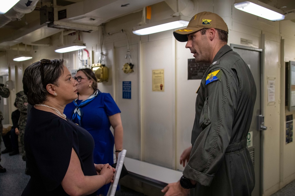 Congressional Delegation Visits Ford