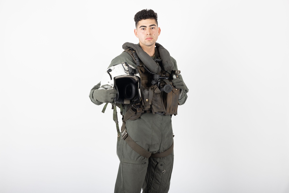 America's Airshow: Marines Pose for Content