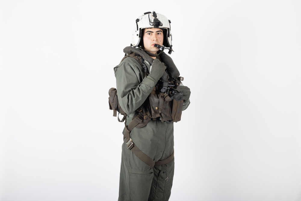America's Airshow: Marines Pose for Content