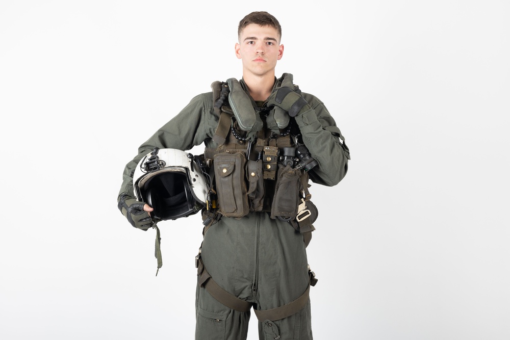 America's Airshow: Marines Pose for Content