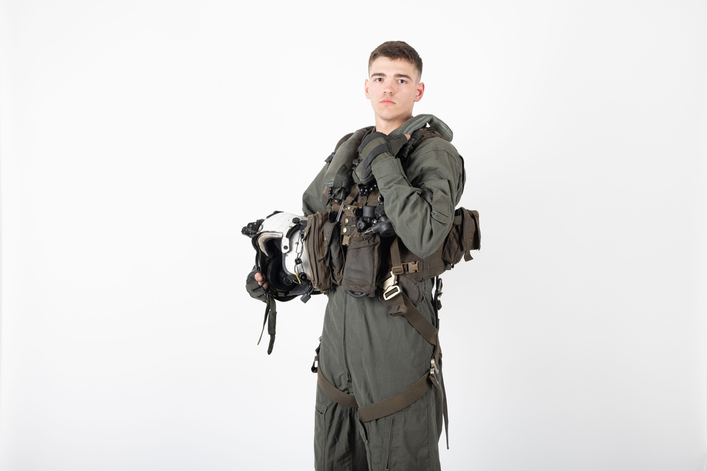 America's Airshow: Marines Pose for Content