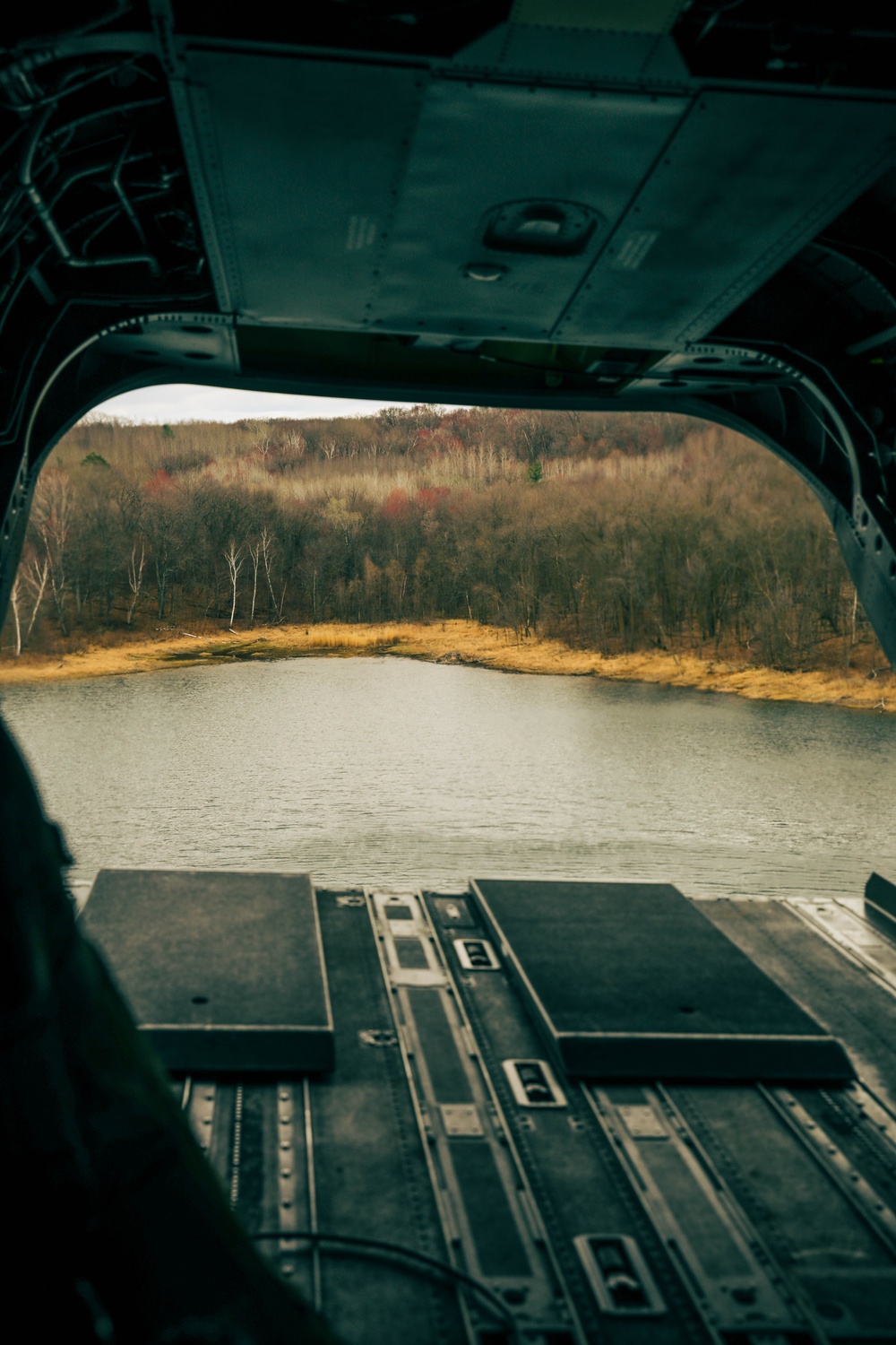 34th ECAB Conducts Helicopter Water Bucket Training with MNDNR