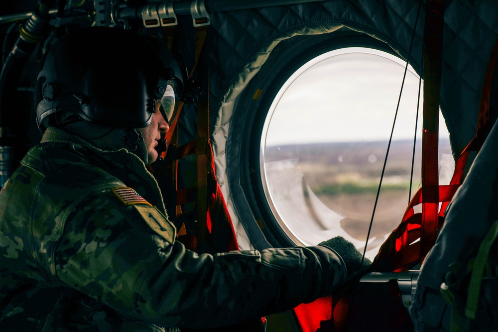 34th ECAB Conducts Helicopter Water Bucket Training with MNDNR