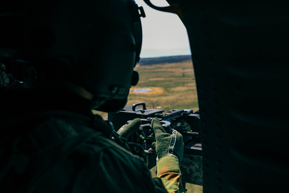 2-285th Aviation Regiment Conducts Aerial Gunnery