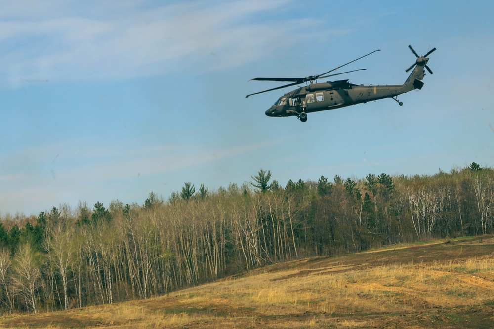 2-285th Aviation Regiment Conducts Aerial Gunnery