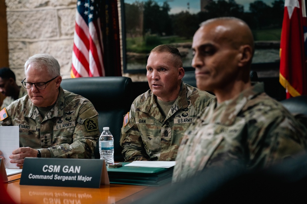 Army North command team hosts All Hands session