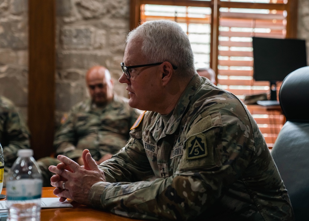 Army North command team hosts All Hands session