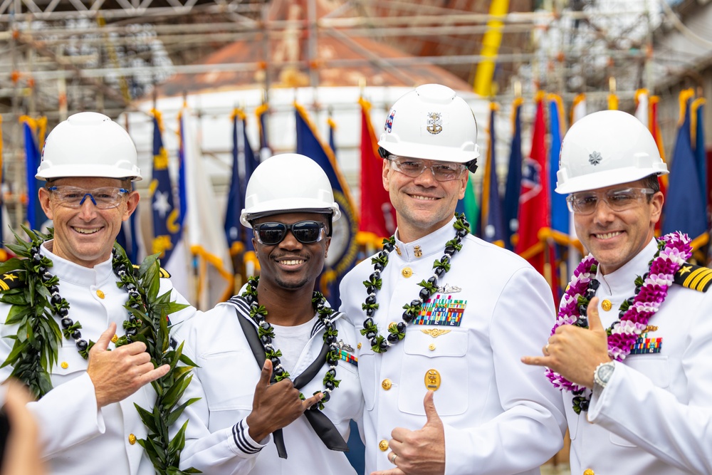 USS Chung-Hoon Awarded Navy Battle “E” Excellence Award during Change of Command Ceremony