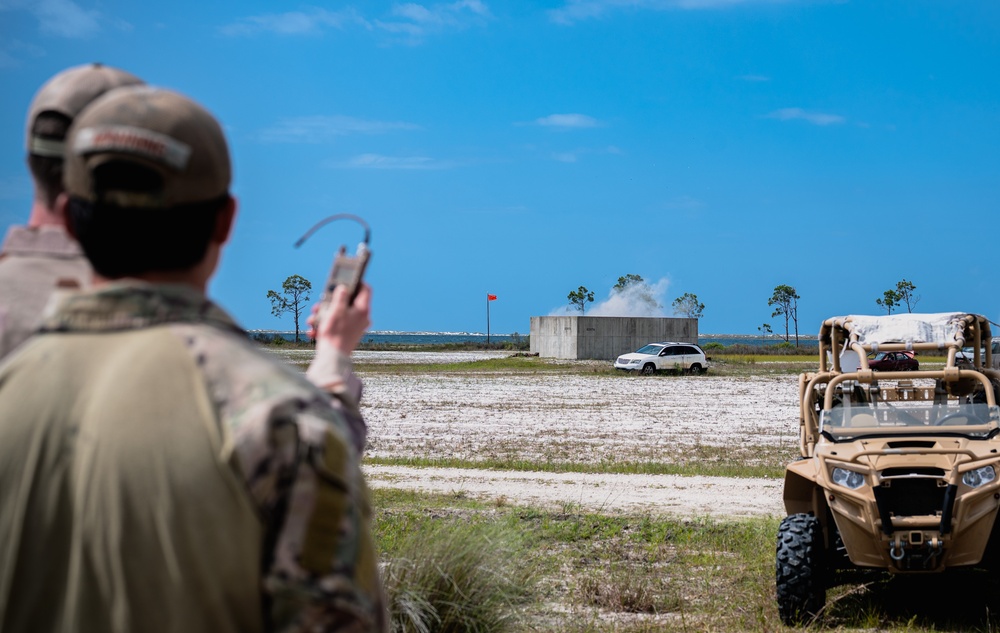 Swedish, USAF EOD forces strengthen NATO ties in combined exercise at Tyndall