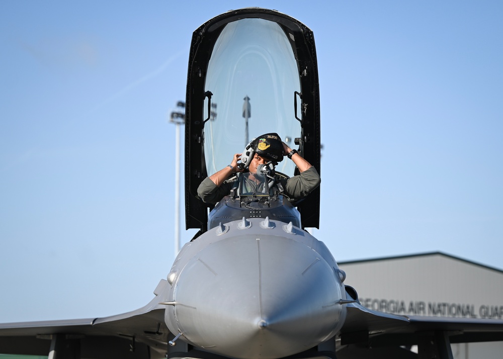 F-16 Pilot Performs Pre-Flight Checks at Sentry Savannah 2024