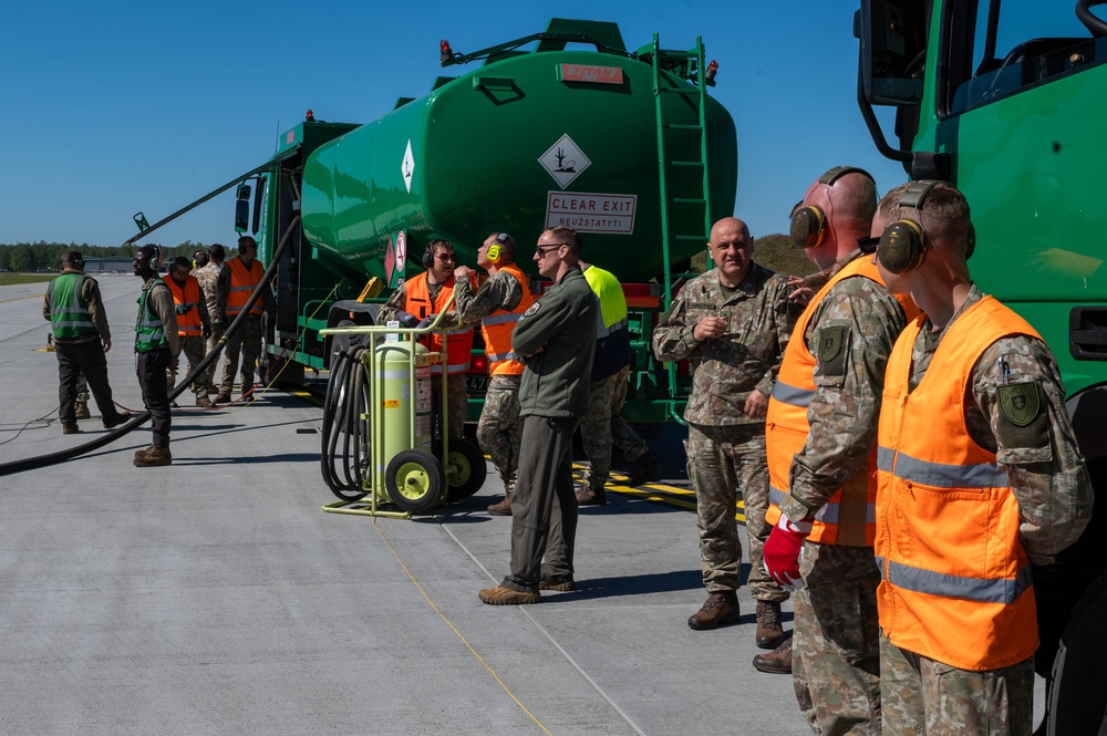 Exercise Astral Knight F-16 Hot Pit