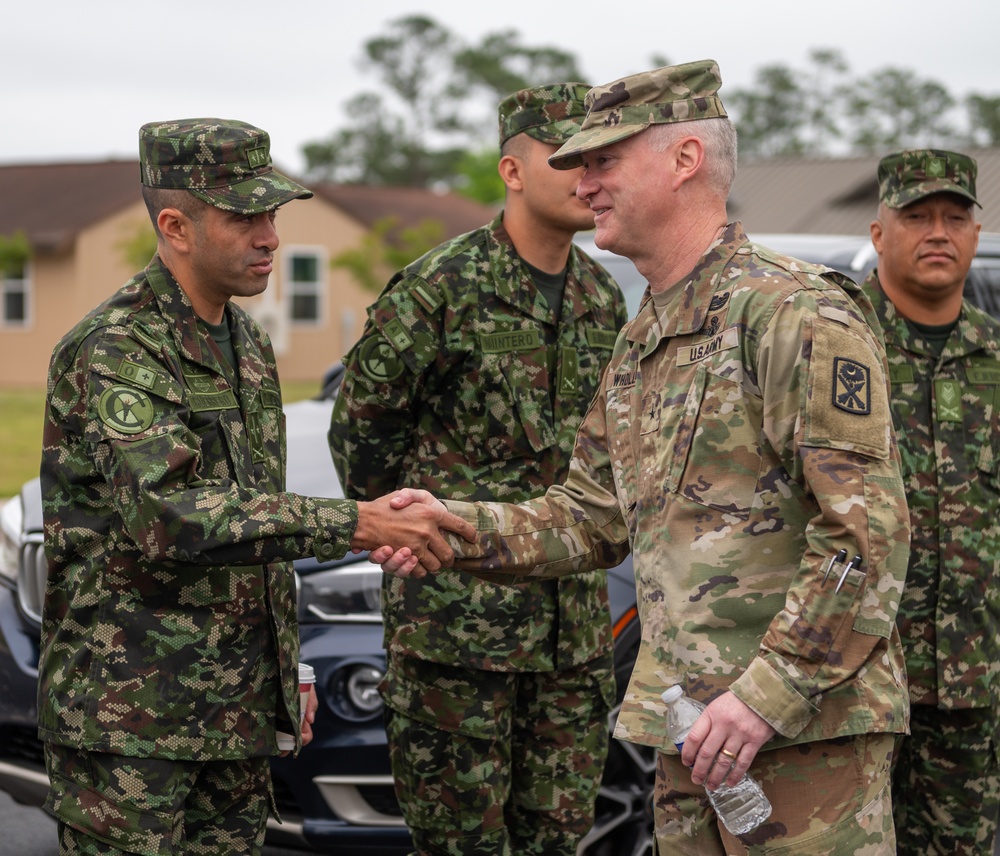 Colombian army visits 263rd AAMDC major subordinate command