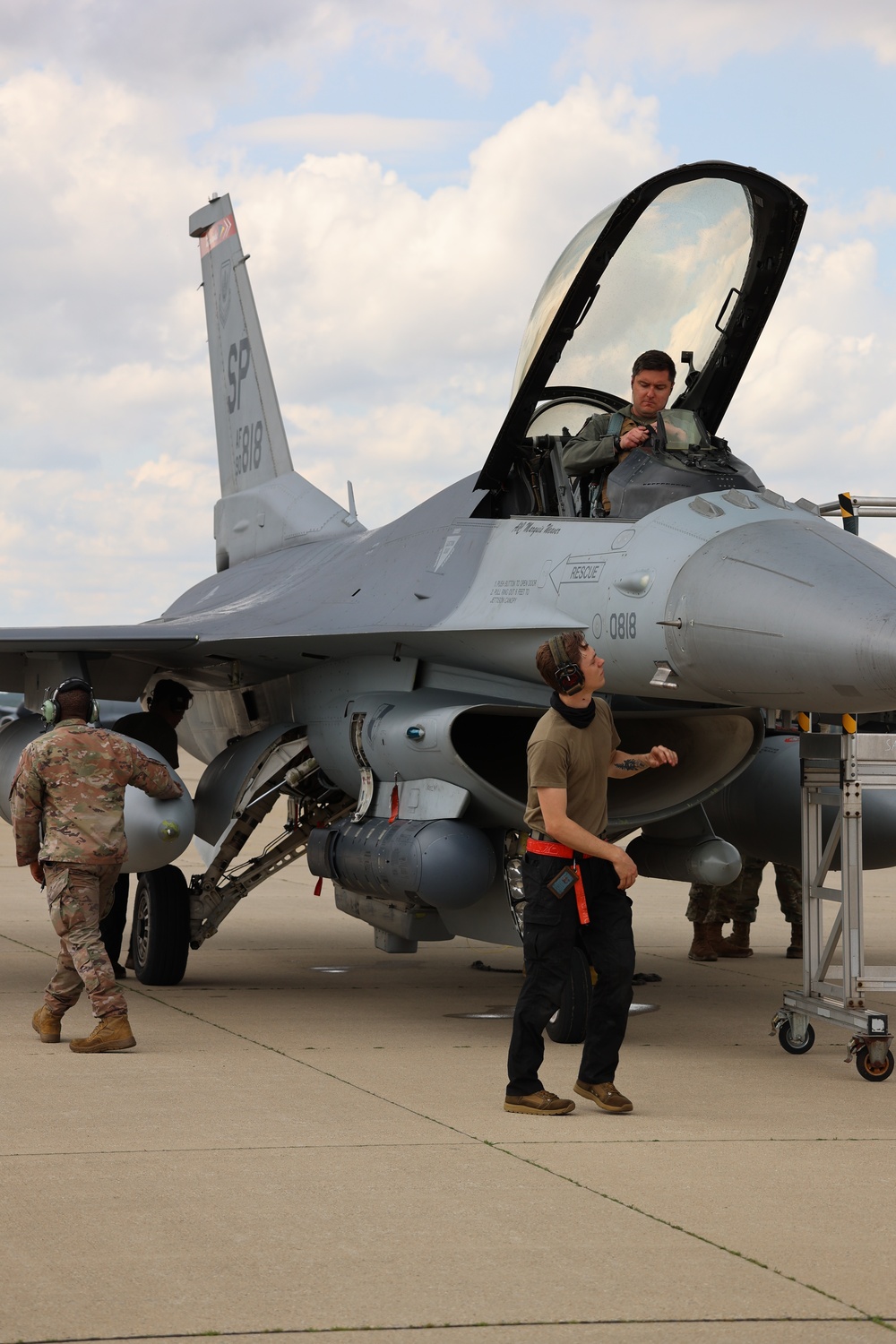 F-16s arrive at NATO Air Base Geilenkirchen