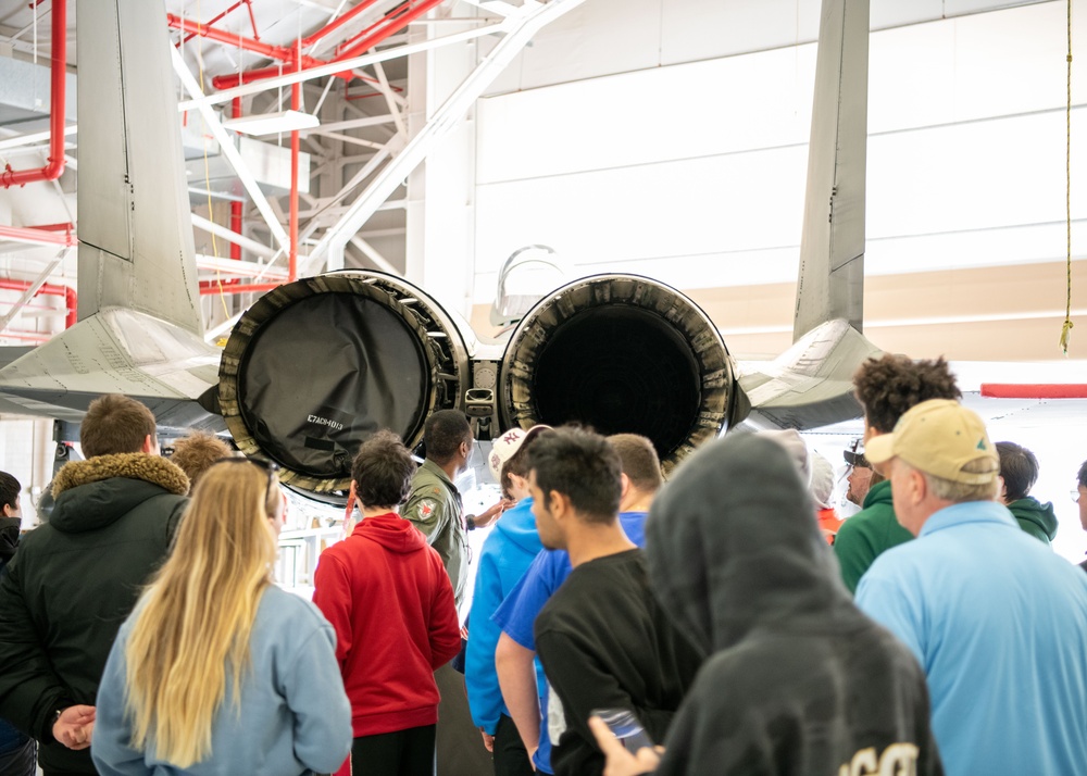 104th Fighter Wing hosts Wediko school, Shephard Hill Regional High School, and Shenendehowa High School for base tour