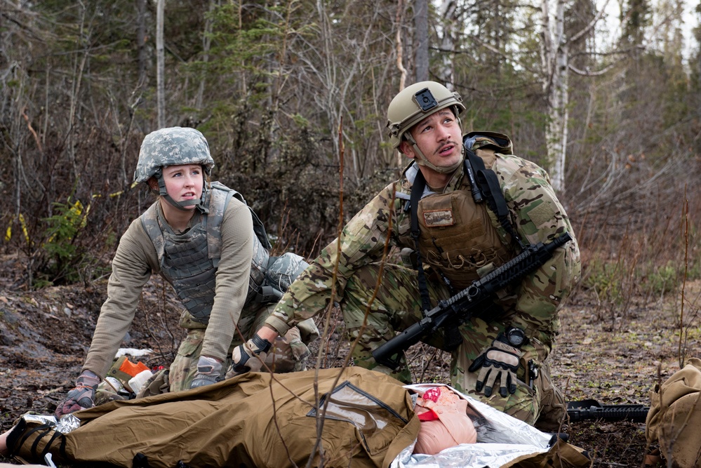 TACPs and JBER personnel participate in TCCC - Tier 2