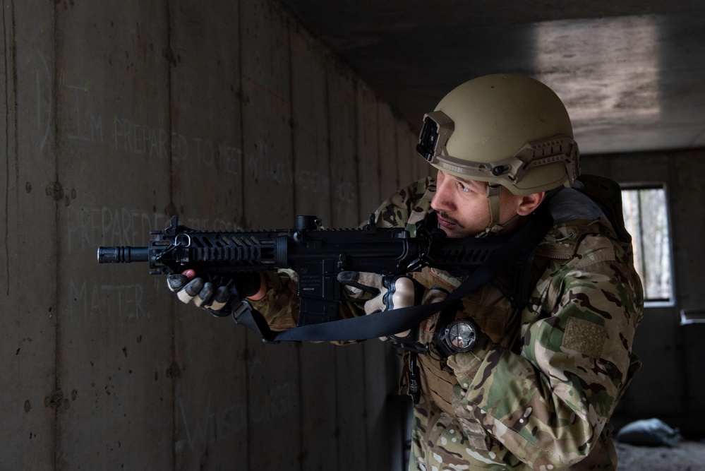 TACPs and JBER personnel participate in TCCC - Tier 2