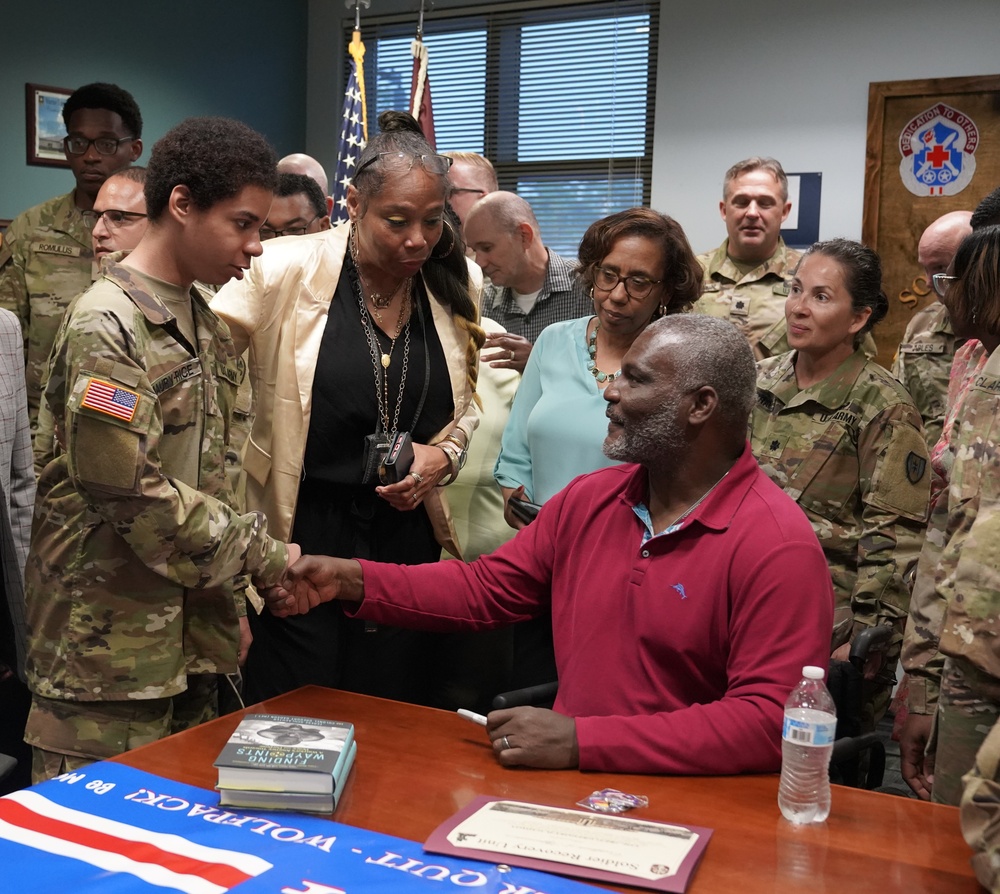 From Adversity to Victory: Colonel Gregory D. Gadson's Unwavering Faith Inspires Soldiers in Recovery