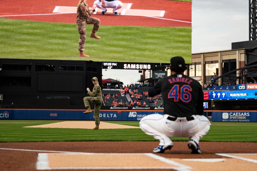 Lt Marsh Throws First Pitch at Mets Game