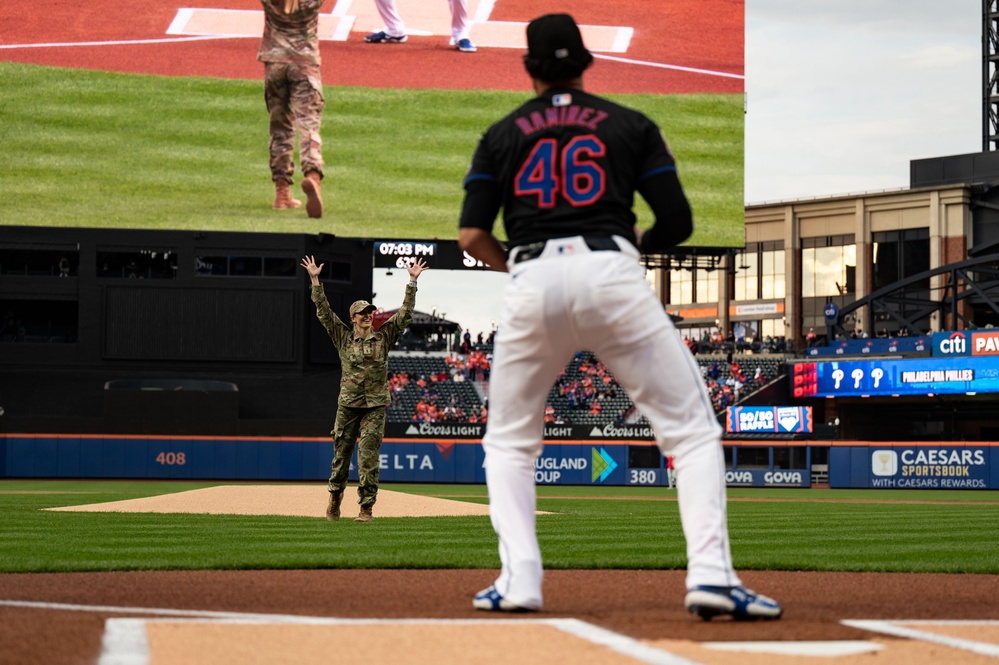 Lt Marsh Throws First Pitch at Mets Game