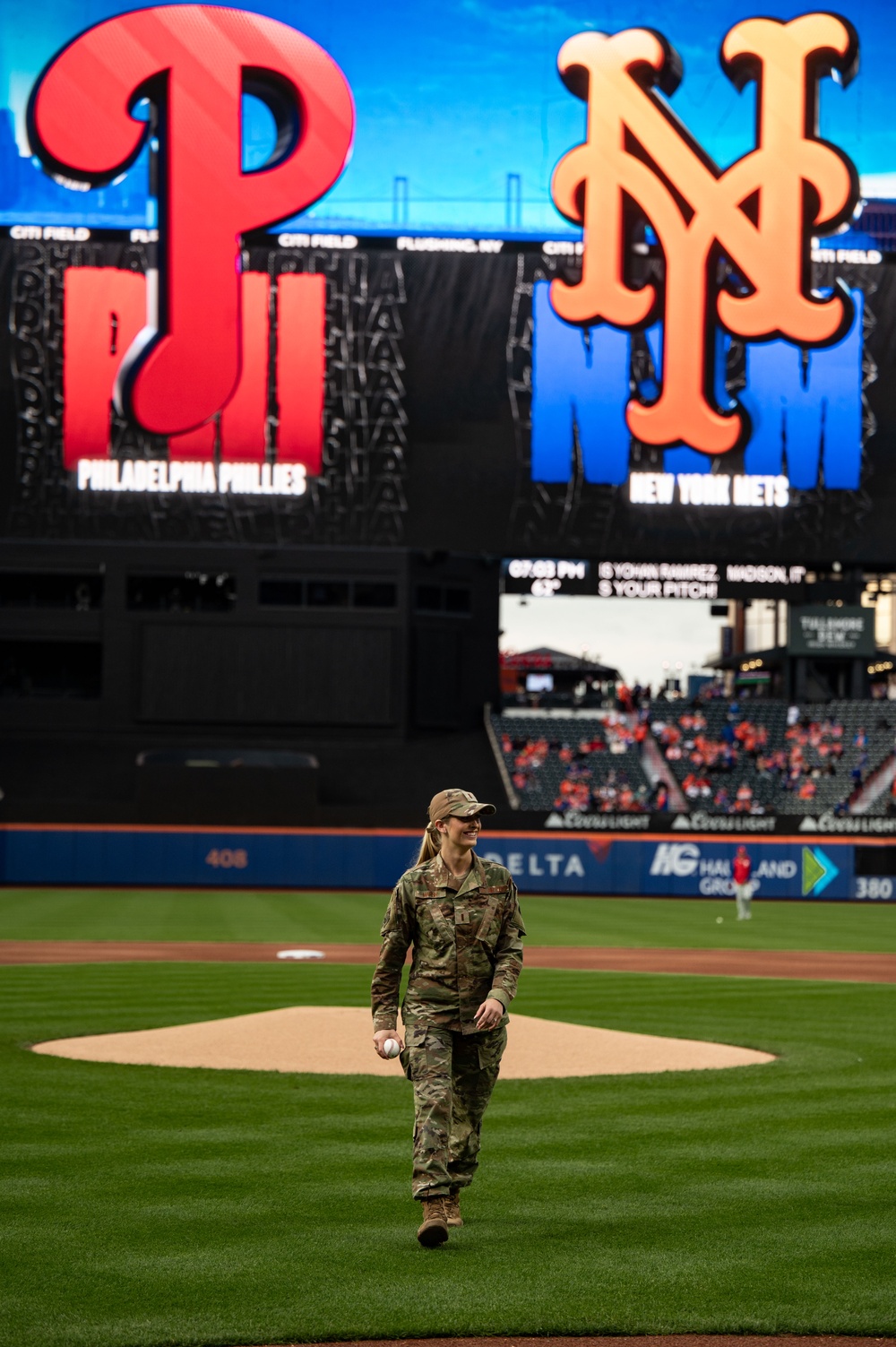 Lt Marsh Throws First Pitch at Mets Game